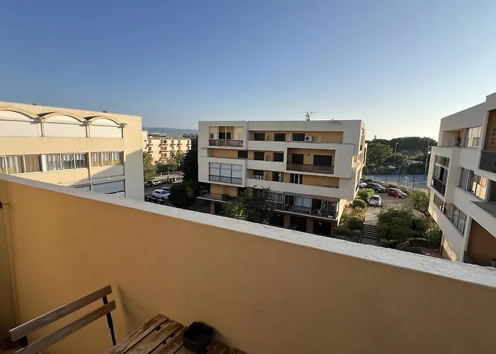 Studio Douillet, Balaruc Les Bains, A Deux Pas De La Cure Et De La Plage
