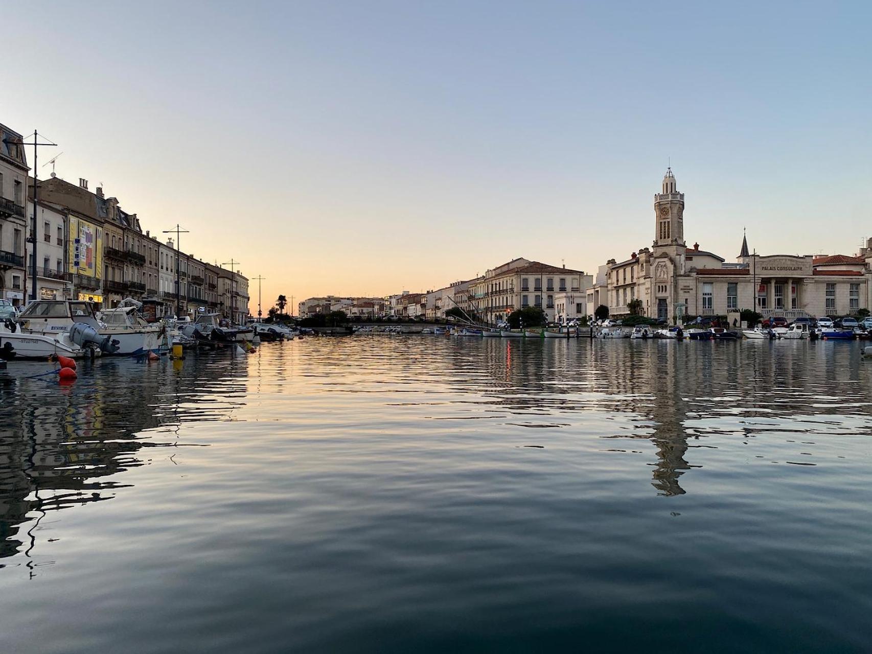 Douillet, Les Bains, A Deux Pas De La Cure Et De La *